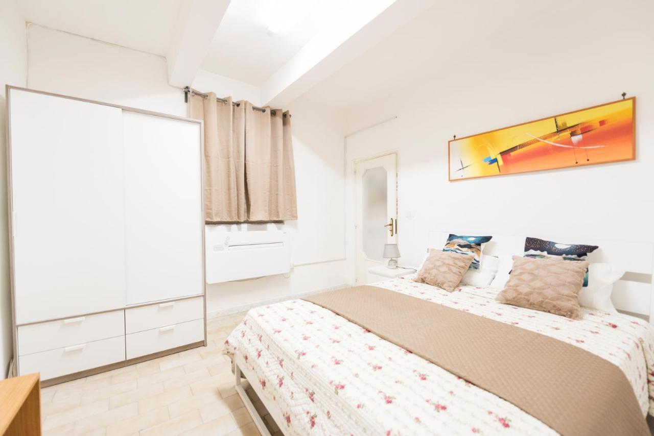 Casa Vacanze Basso ซาแลร์โน ภายนอก รูปภาพ